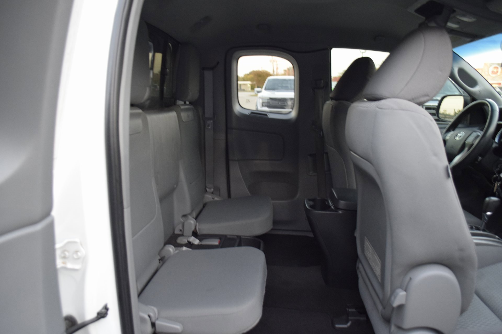 Used 2013 Toyota Tacoma PreRunner image 22