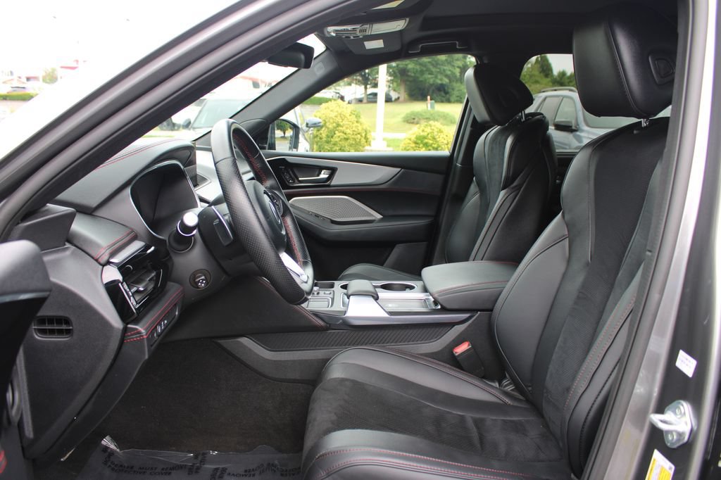 Used 2023 Acura MDX A-Spec AWD/4WD image 11
