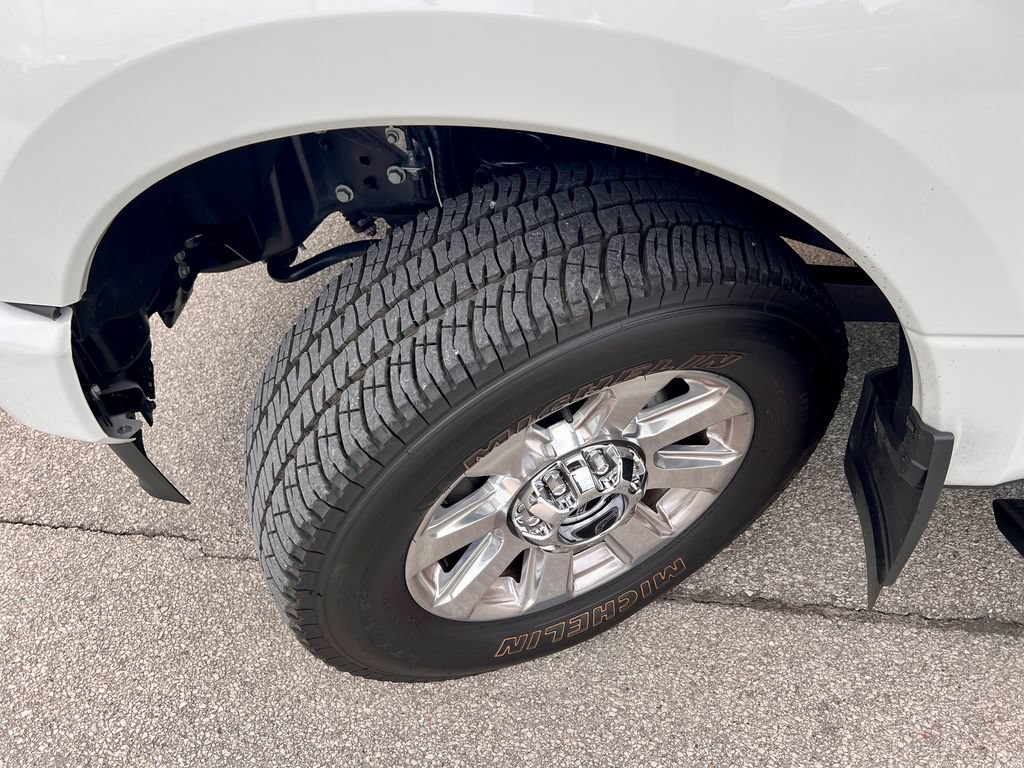 Used 2022 Ford F350 Platinum AWD/4WD image 31