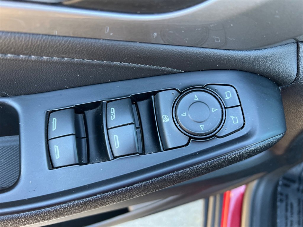 Used 2023 Chevrolet Traverse LT w/ Midnight/Sport Edition image 13