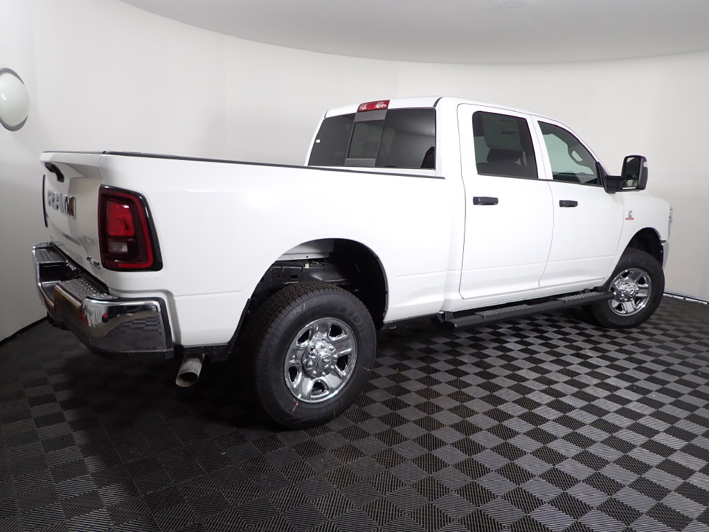 New 2026 RAM 2500 Tradesman AWD/4WD image 17