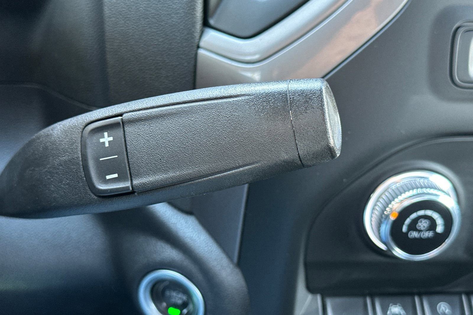 Used 2023 GMC Sierra 1500 Pro w/ Convenience Package image 19