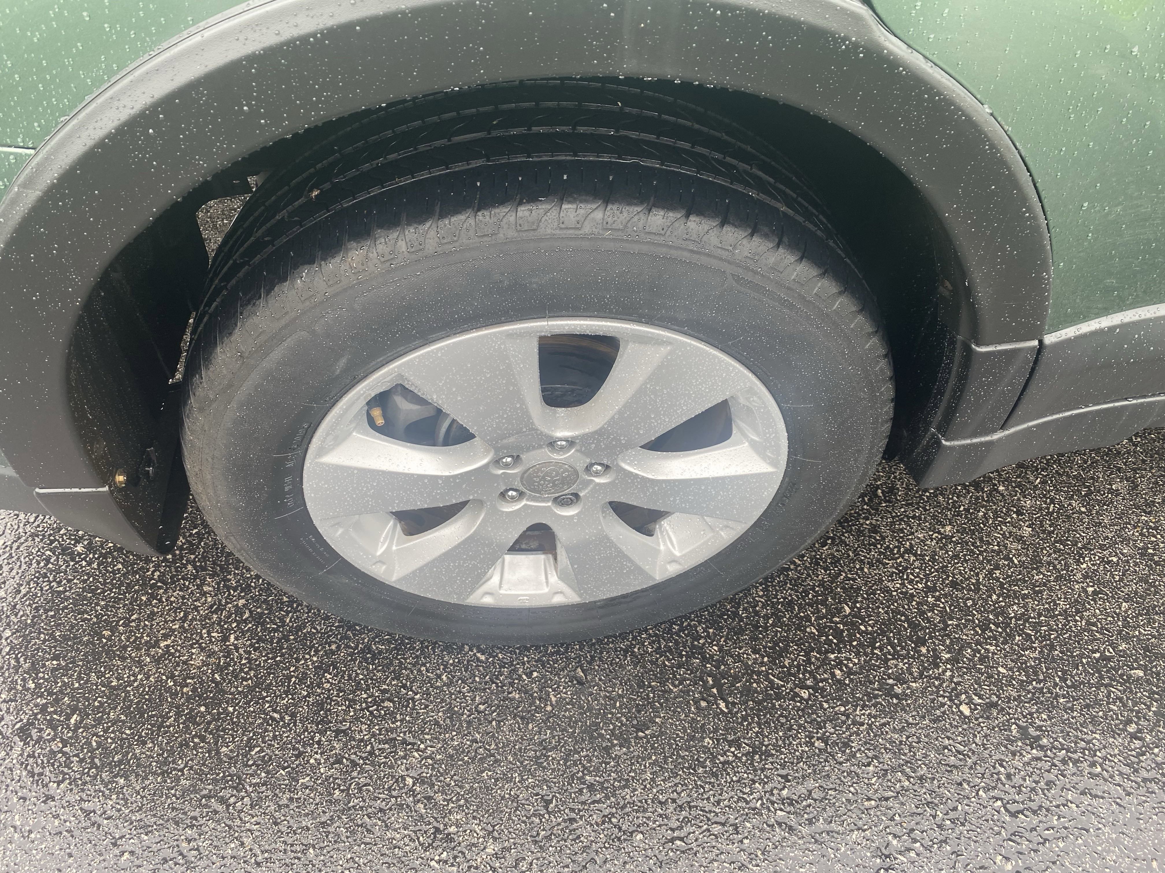 Used 2011 Subaru Outback 2.5i Premium image 25