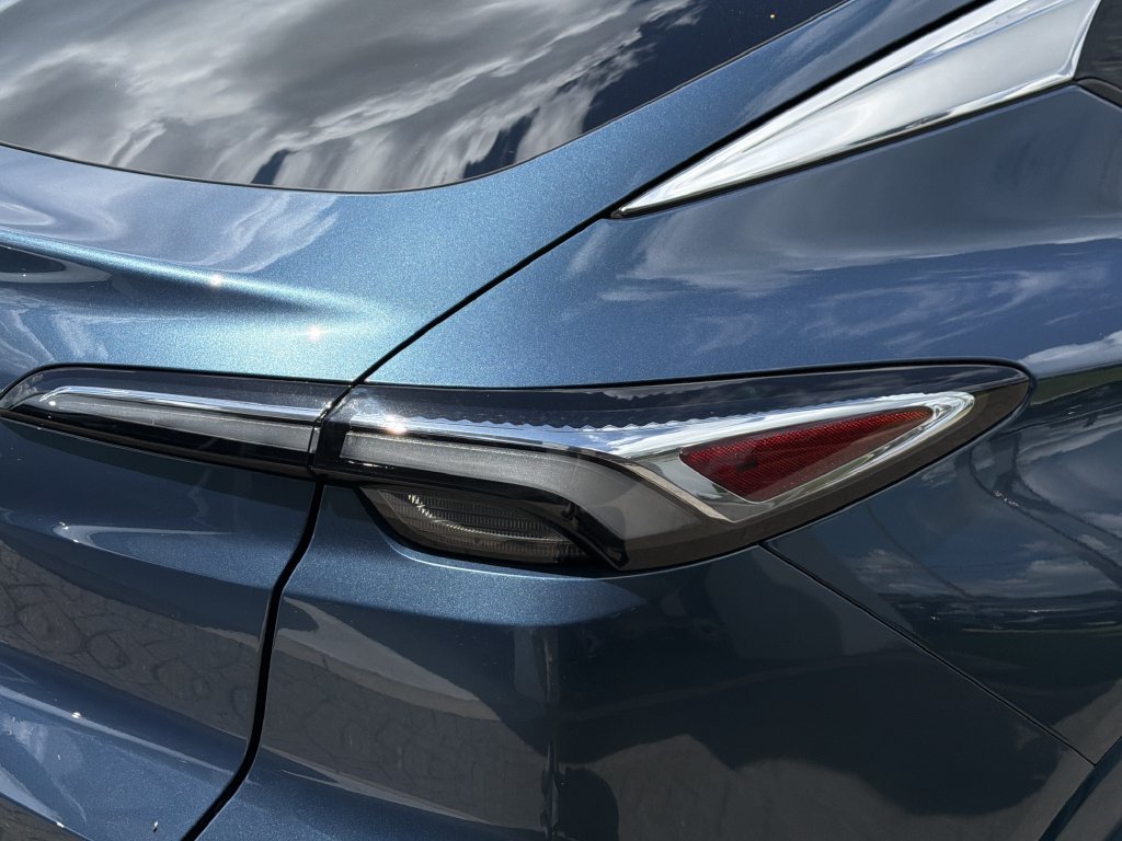 New 2026 Buick Envista Sport Touring FWD image 11
