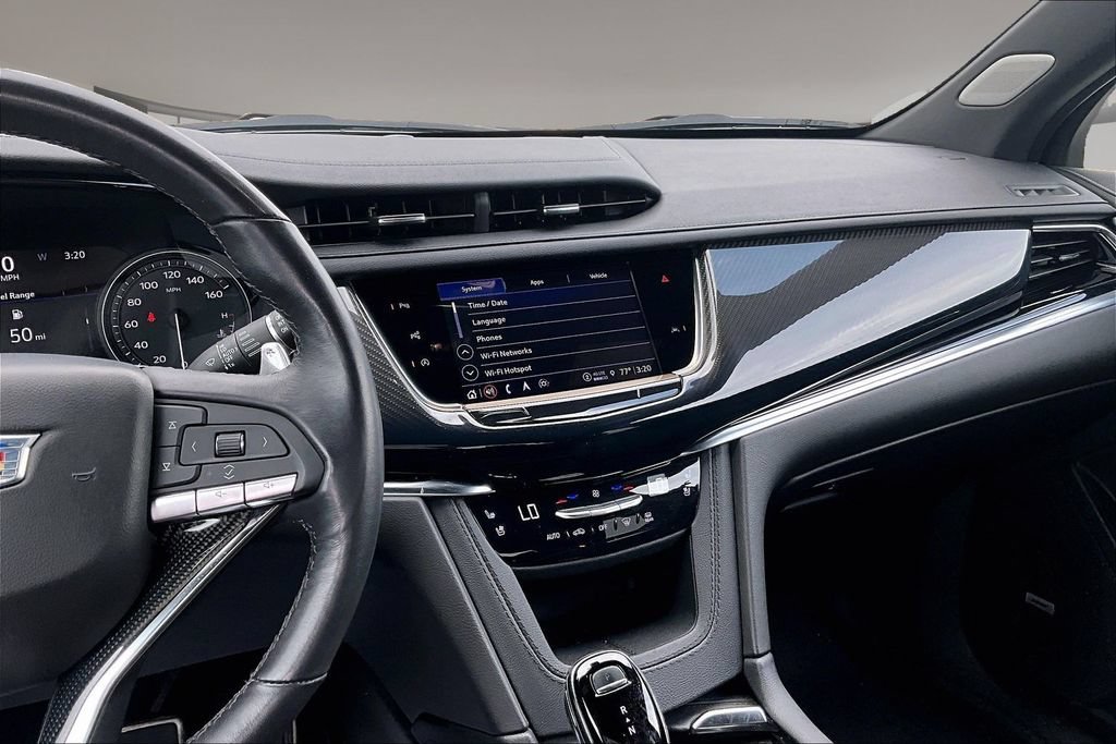 Certified 2024 Cadillac XT6 Sport w/ LPO, Red Accent Package AWD/4WD image 6
