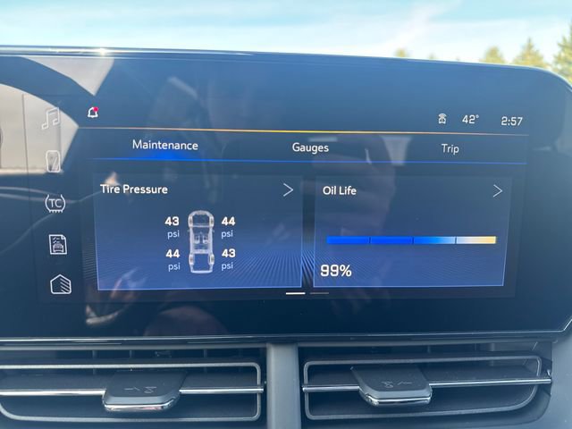 New 2026 Chevrolet Trax LT w/ Sunroof Package FWD image 21