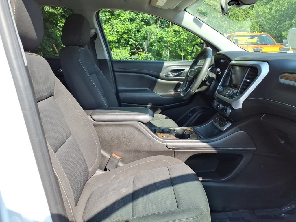 Used 2023 GMC Acadia SLE w/ Driver Convenience Package AWD/4WD image 10