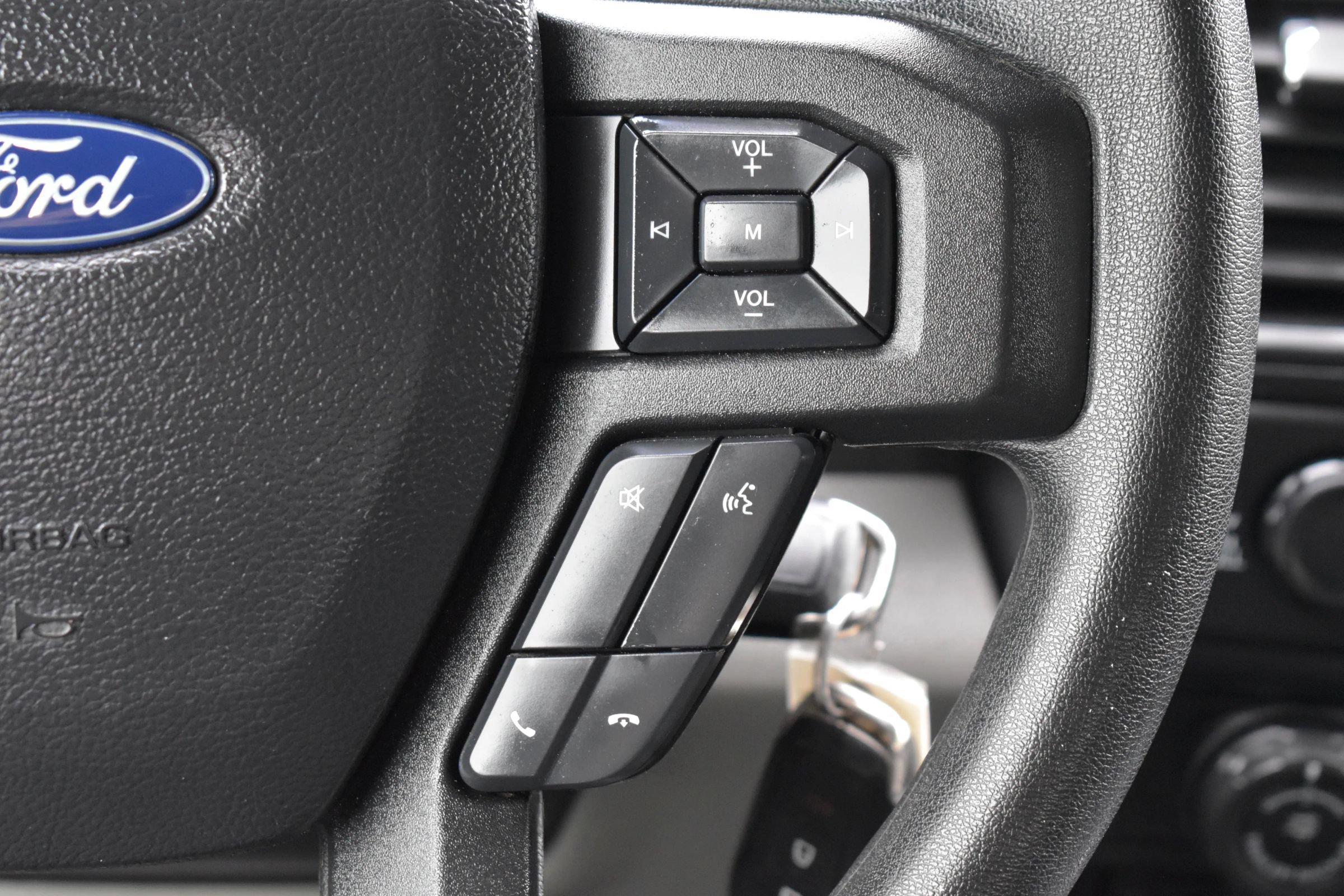 Used 2018 Ford F150 XL w/ Equipment Group 101A Mid AWD/4WD image 17