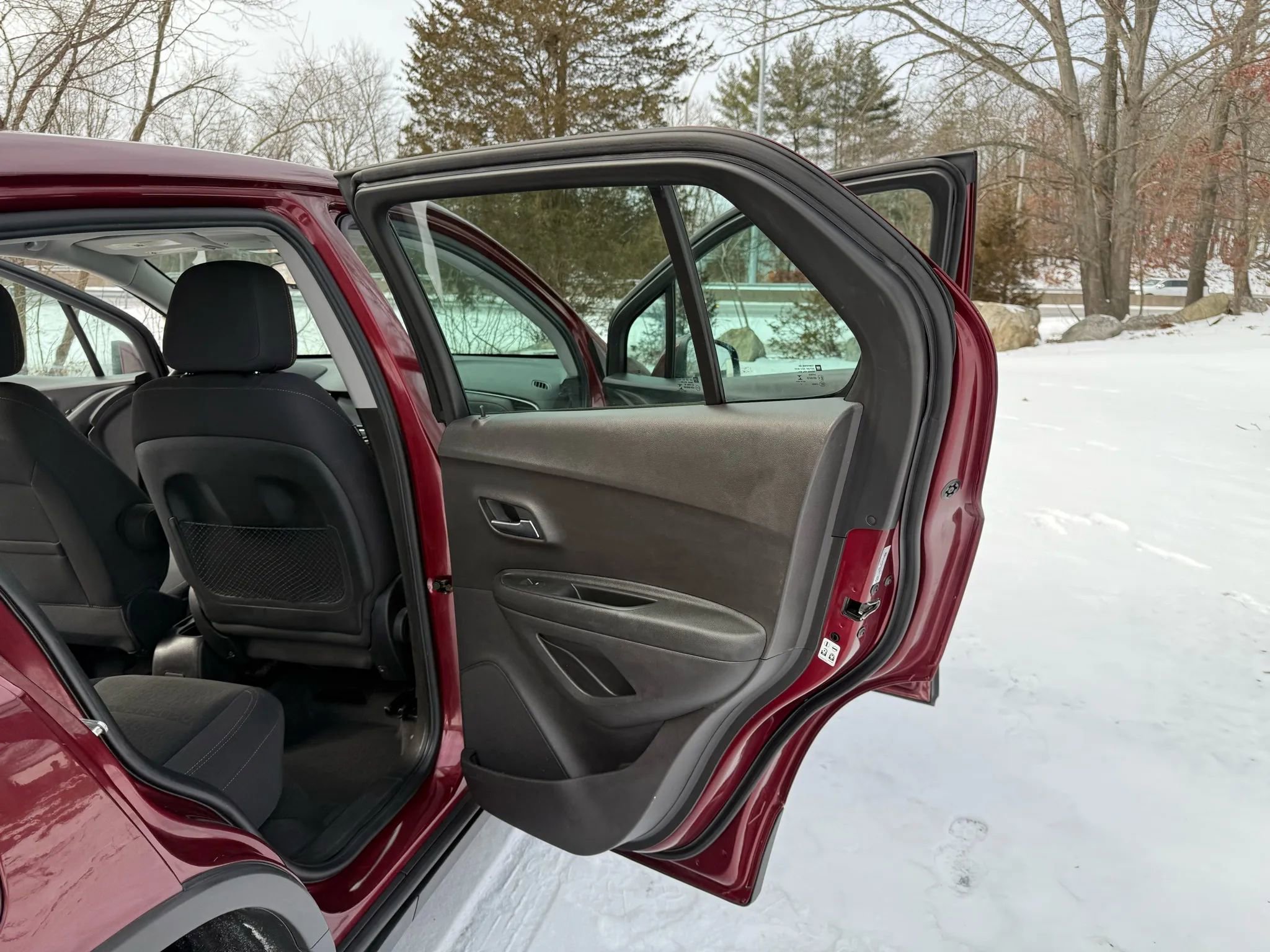 Used 2017 Chevrolet Trax LS w/ LPO, Cargo Package image 17
