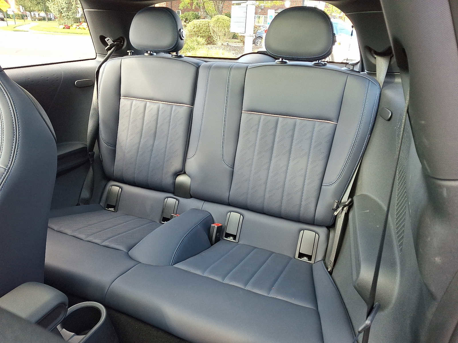 Used 2025 MINI Cooper 2-Door Hardtop image 10