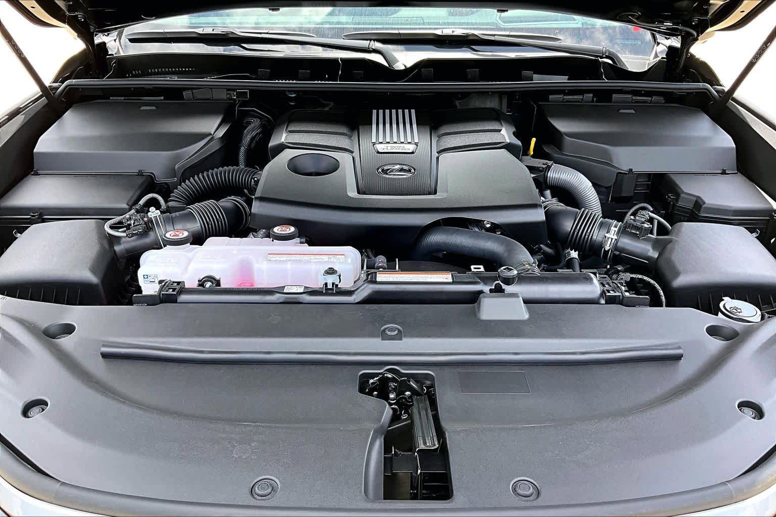 New 2026 Lexus LX 600 4WD w/ Luxury Package image 16
