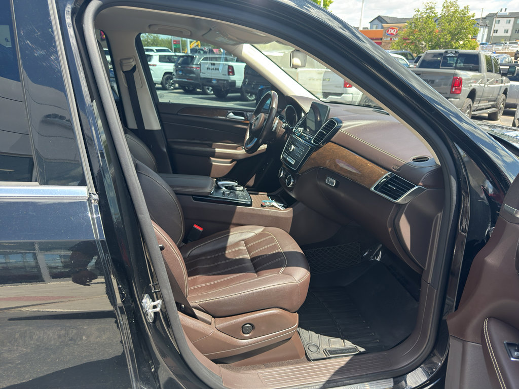 Used 2019 Mercedes-Benz GLS 450 4MATIC image 10
