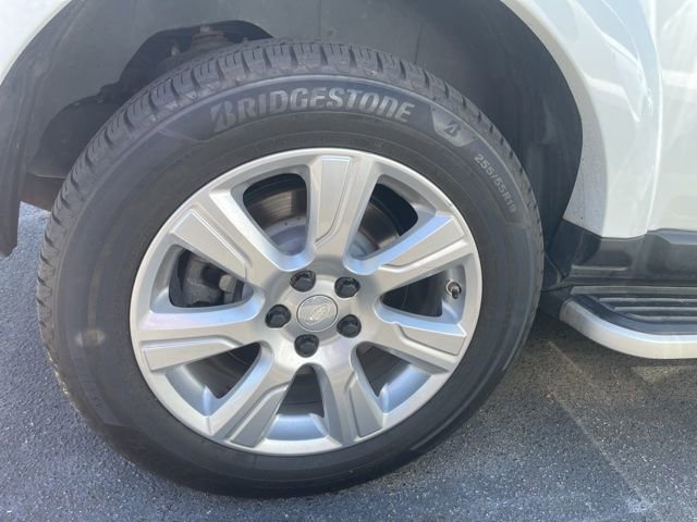 Used 2016 Land Rover LR4 HSE image 9