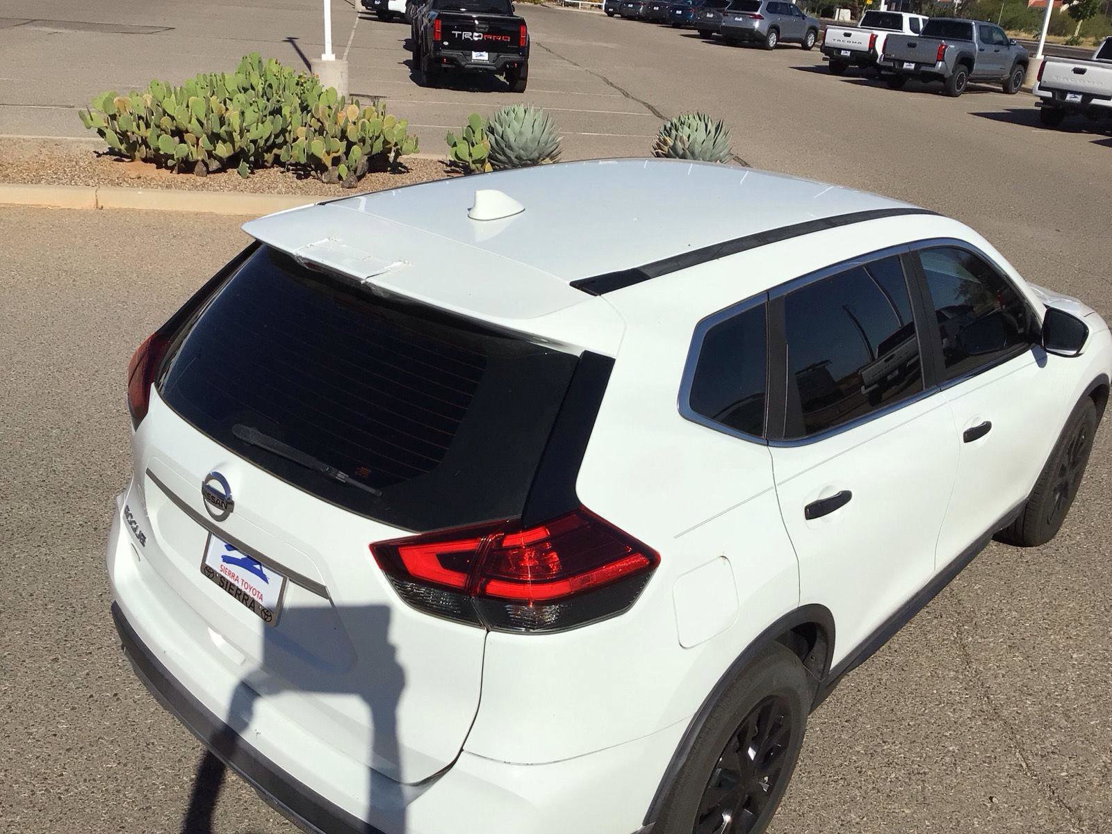 Used 2017 Nissan Rogue S FWD image 16