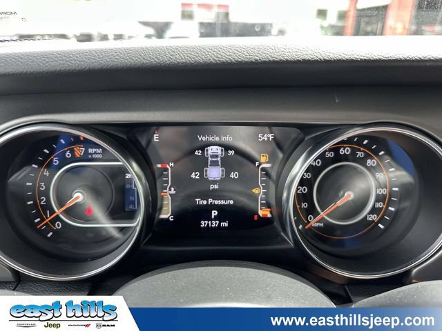 Certified 2022 Jeep Gladiator Sport AWD/4WD image 34