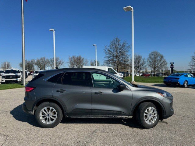 Certified 2022 Ford Escape SE w/ Convenience Package AWD/4WD image 9