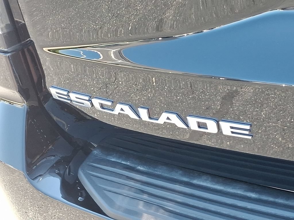 New 2026 Cadillac Escalade Luxury w/ Touring Package AWD/4WD image 11