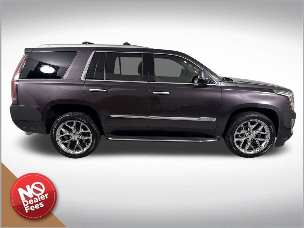Used 2016 Cadillac Escalade Luxury image 2