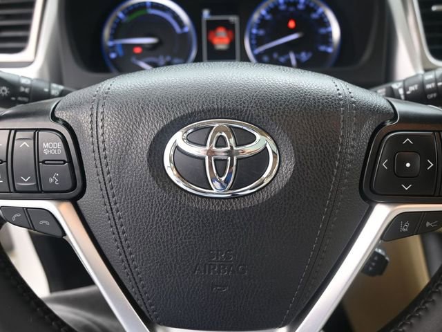 Used 2019 Toyota Highlander Limited image 11