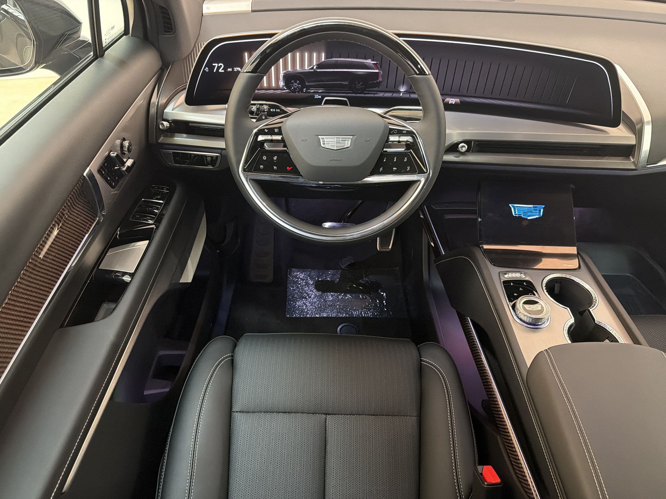 New 2027 Cadillac Vistiq Sport w/ LPO, Floor Liner Package AWD/4WD image 26