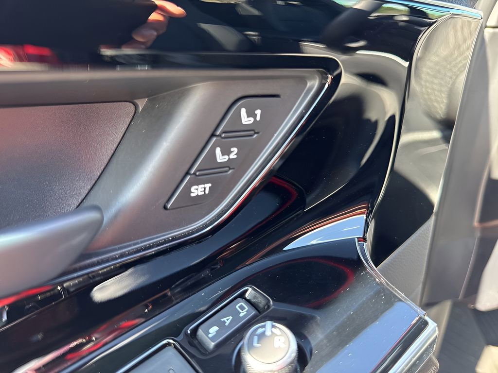 Used 2023 Subaru Solterra AWD image 11