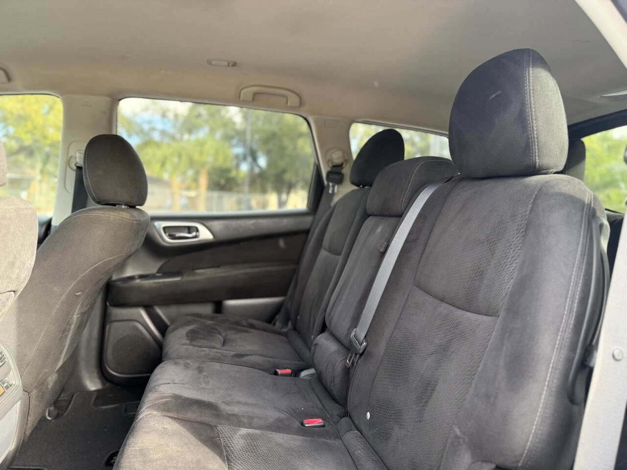 Used 2015 Nissan Pathfinder SV FWD image 21