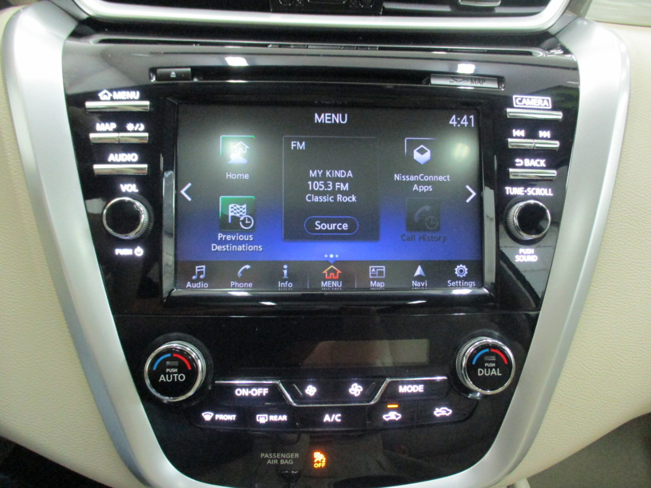 Used 2015 Nissan Murano Platinum w/ Platinum Technology Package image 23