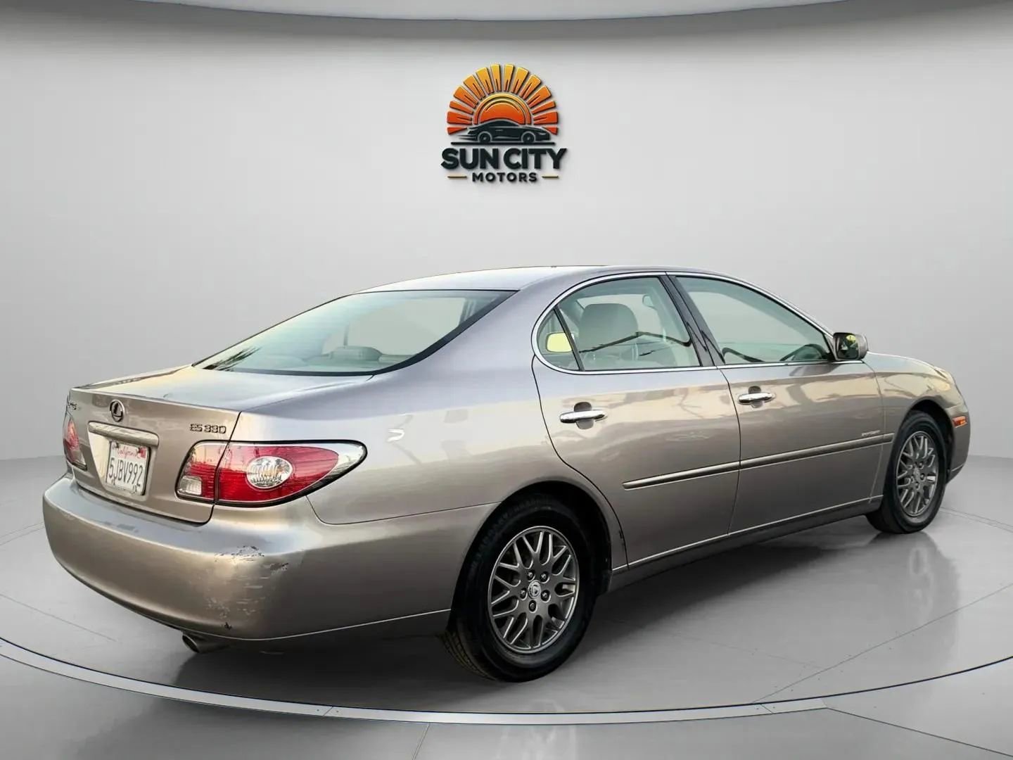 Used 2004 Lexus ES 330 image 4