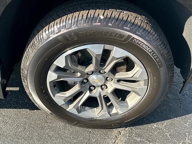 Certified 2023 Chevrolet Silverado 1500 High Country AWD/4WD image 36