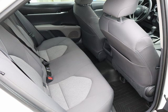 Used 2021 Toyota Camry LE image 11
