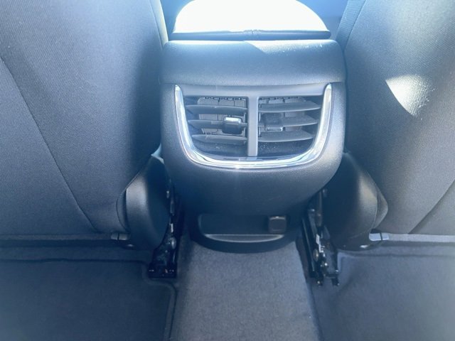 Used 2024 Chevrolet Malibu LT image 32