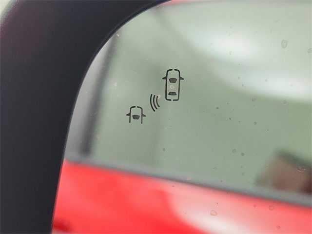 Used 2024 Nissan Titan SV w/ SV Convenience Package image 20