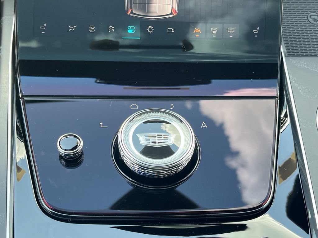New 2026 Cadillac Escalade Sport w/ Touring Package AWD/4WD image 35