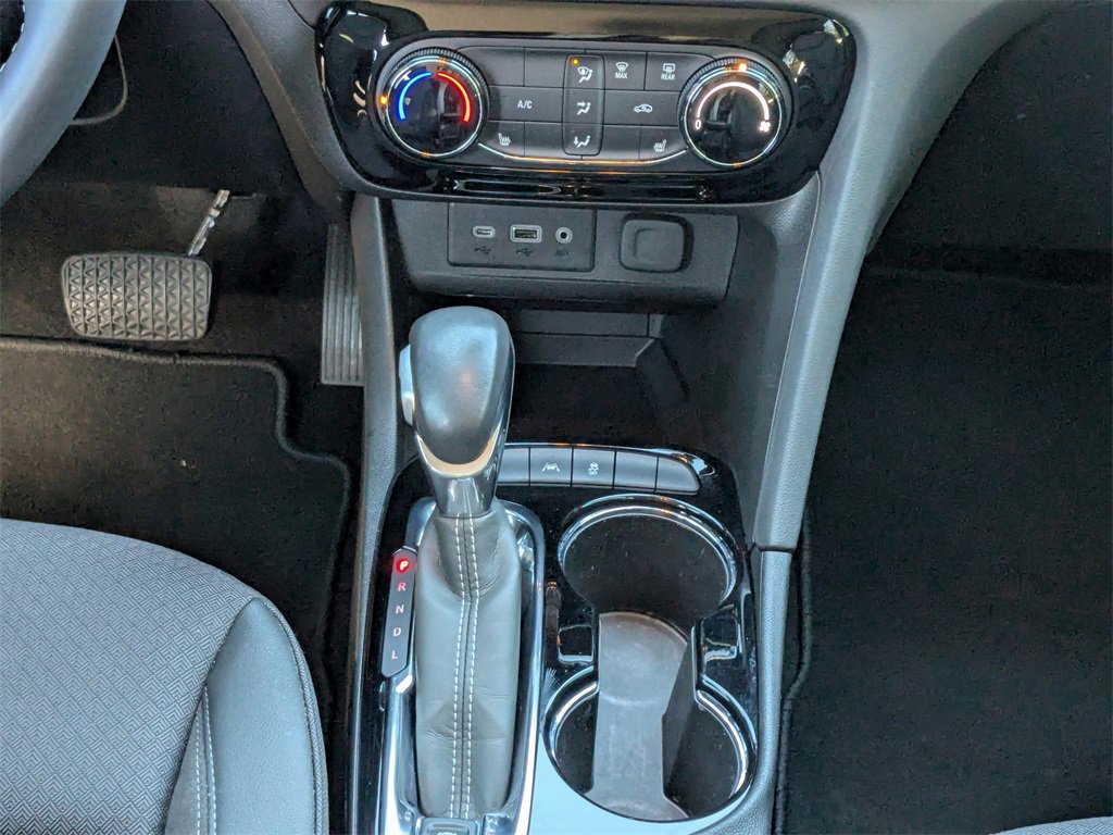 Used 2023 Buick Encore GX Preferred w/ Cold Weather Comfort Package image 19