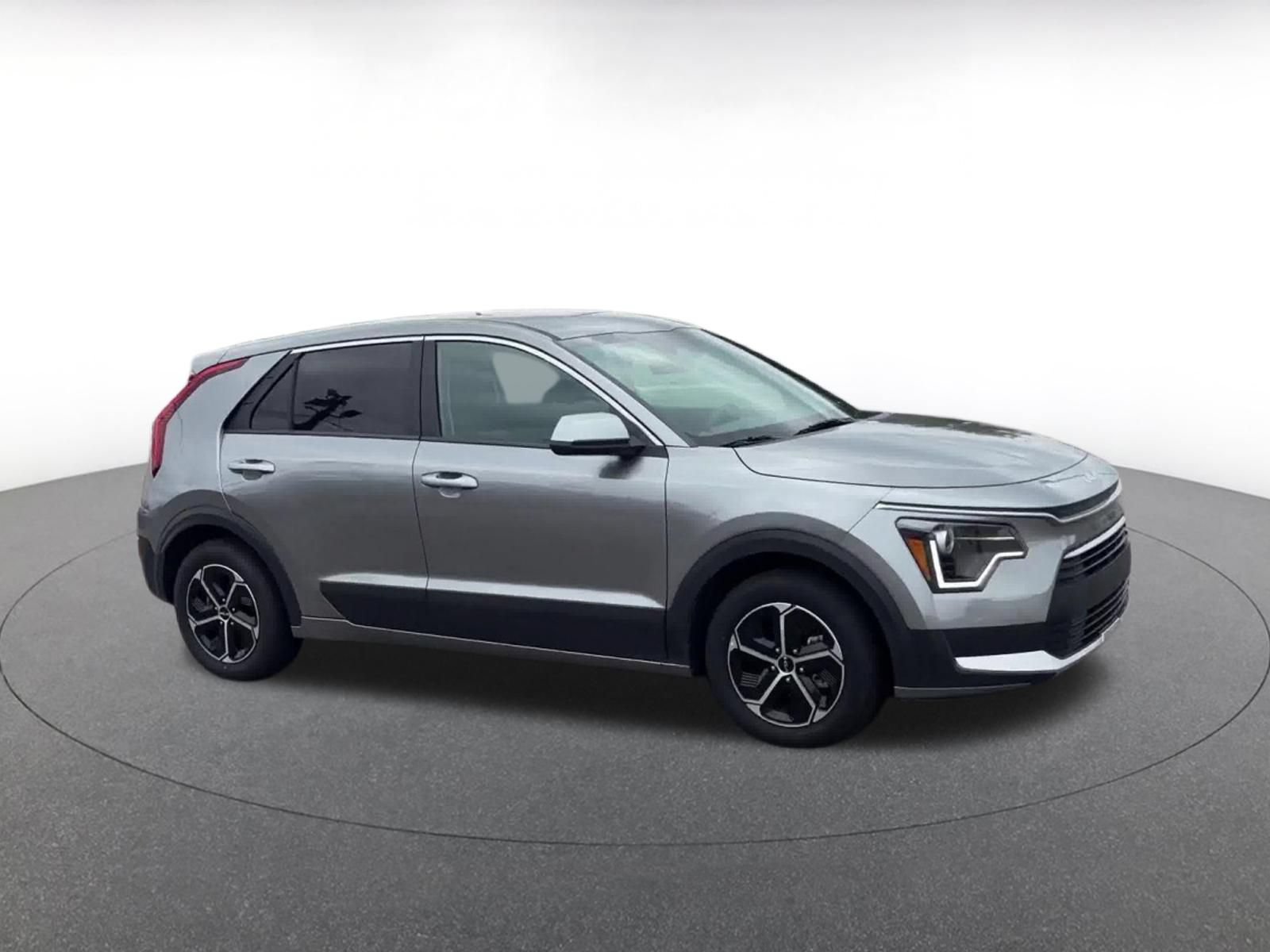 Used 2026 Kia Niro LX FWD video 2
