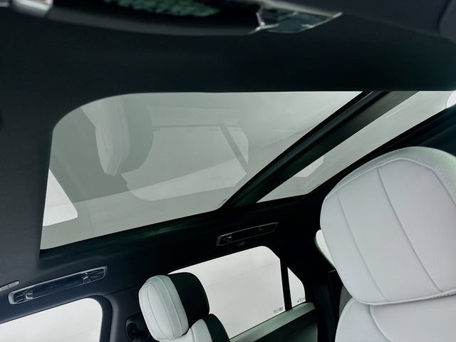 New 2026 Land Rover Range Rover Sport Dynamic SE AWD/4WD image 14