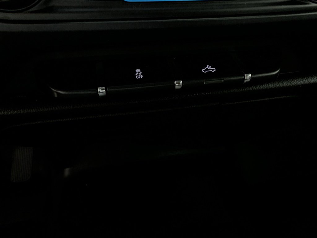 Used 2017 Chevrolet Silverado 2500 W/T image 23