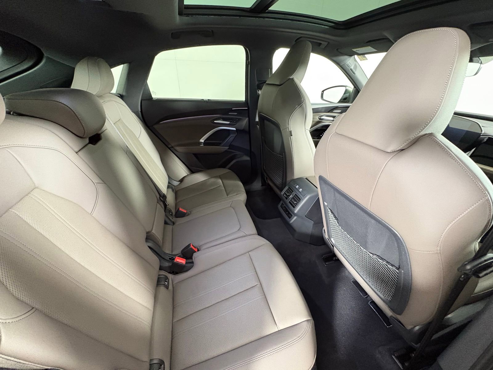 Used 2025 Audi Q5 Premium Plus w/ Premium Plus image 14