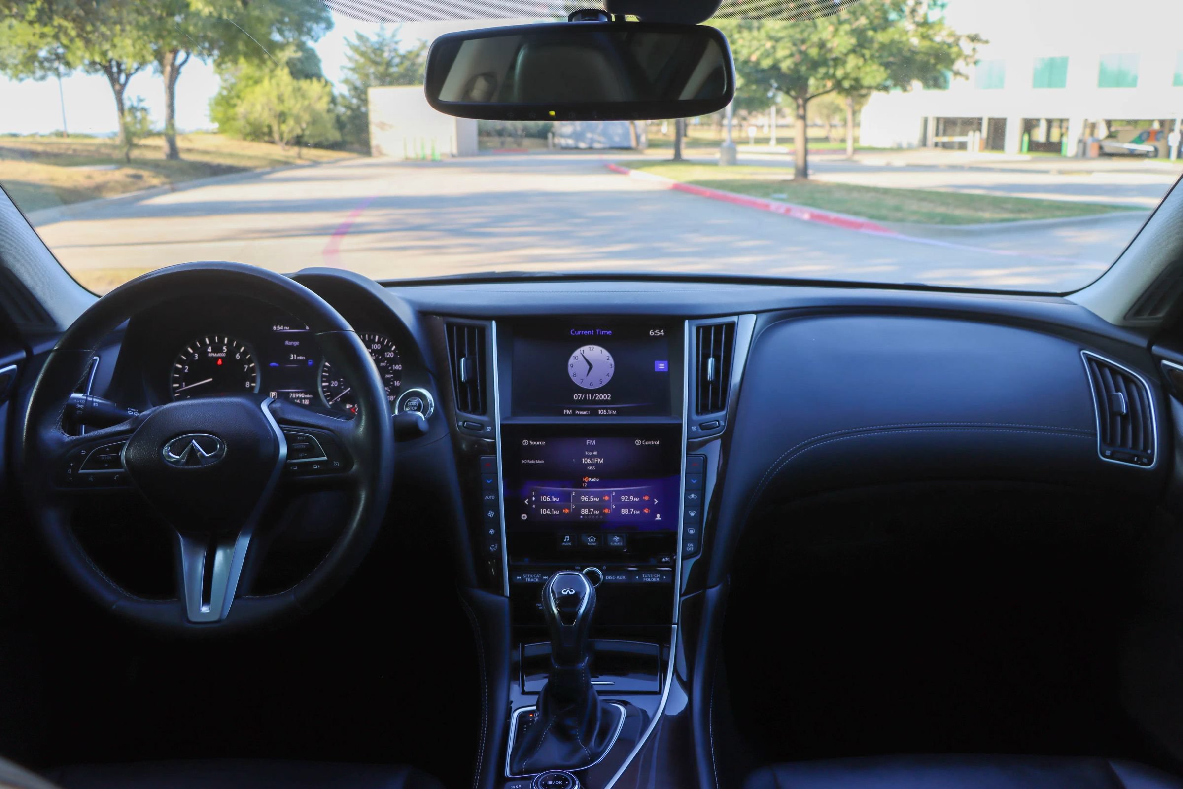 Used 2018 INFINITI Q50 Luxe RWD image 24