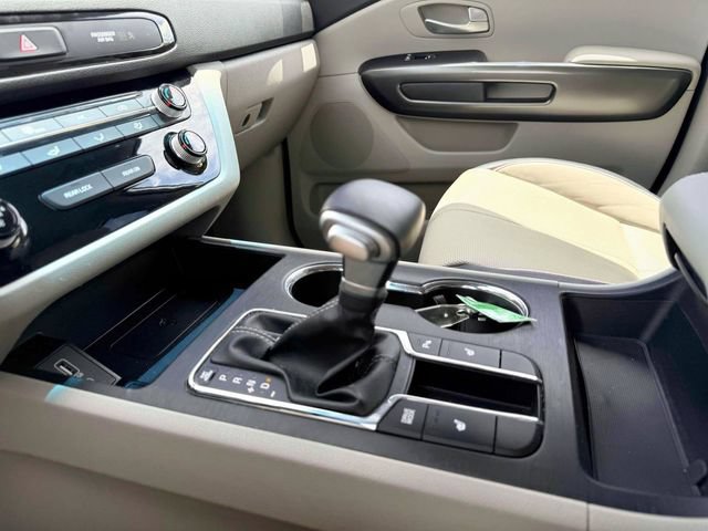 Used 2020 Kia Sedona EX FWD image 32