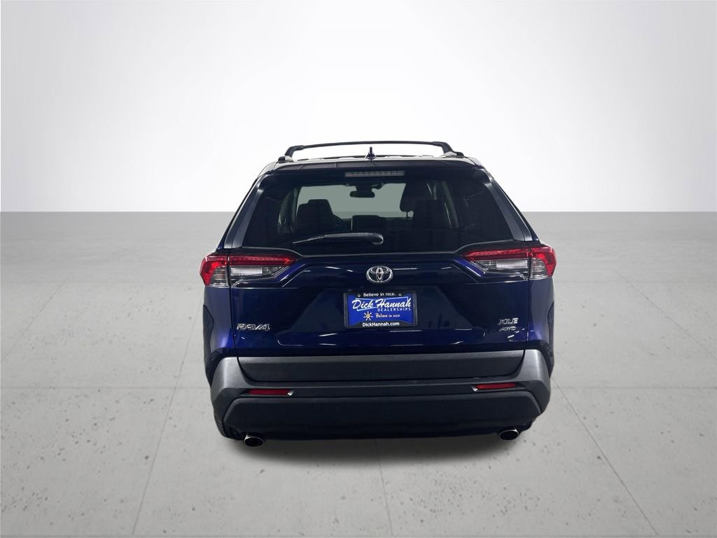 Used 2019 Toyota RAV4 XLE w/ Convenience Package image 7