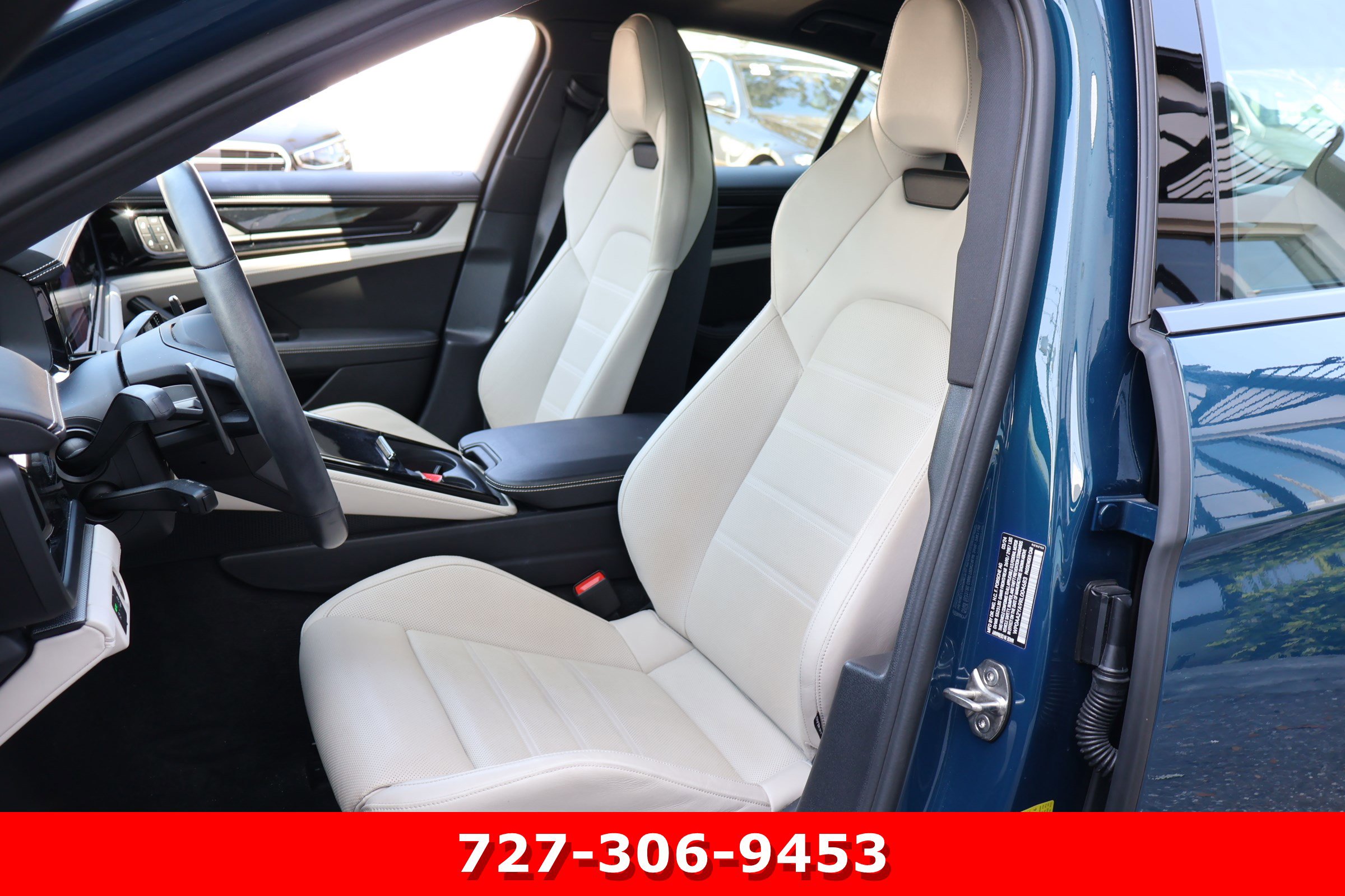 Used 2024 Porsche Panamera 4 image 2