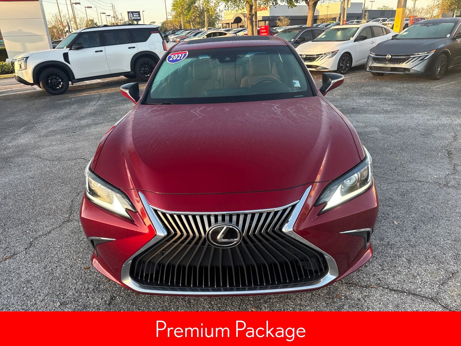 Used 2021 Lexus ES 350 w/ Premium Package image 4
