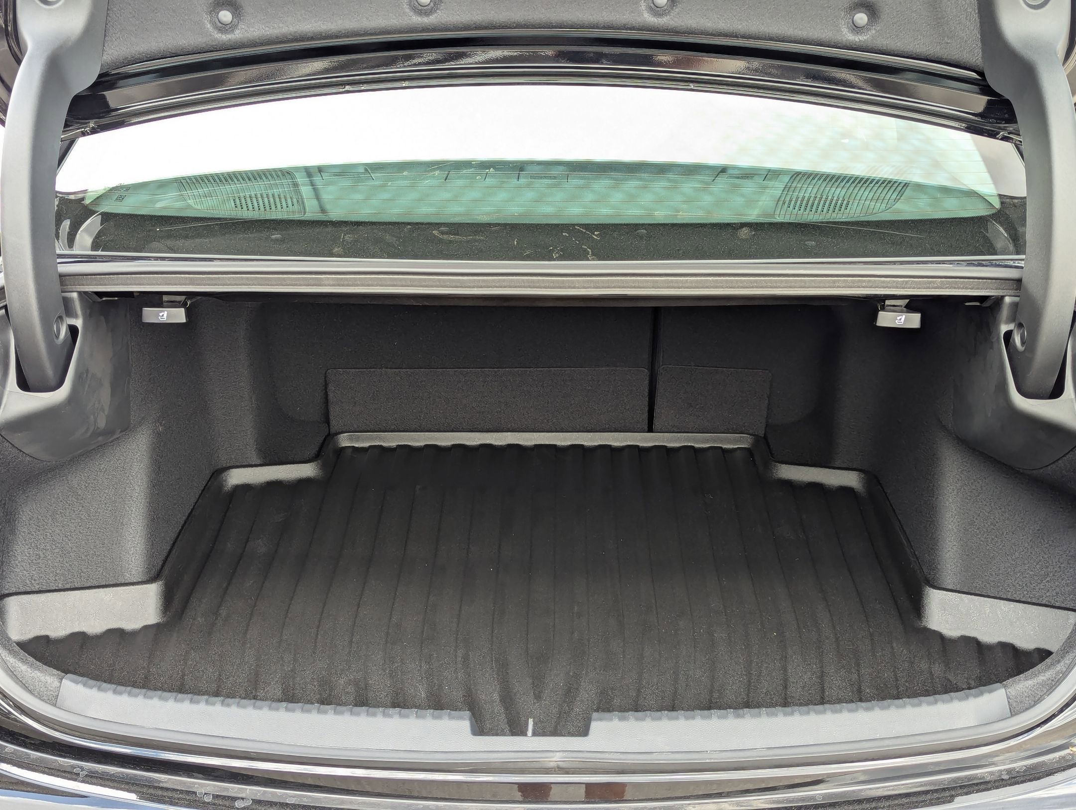 Certified 2025 Acura TLX w/ Technology Package image 24