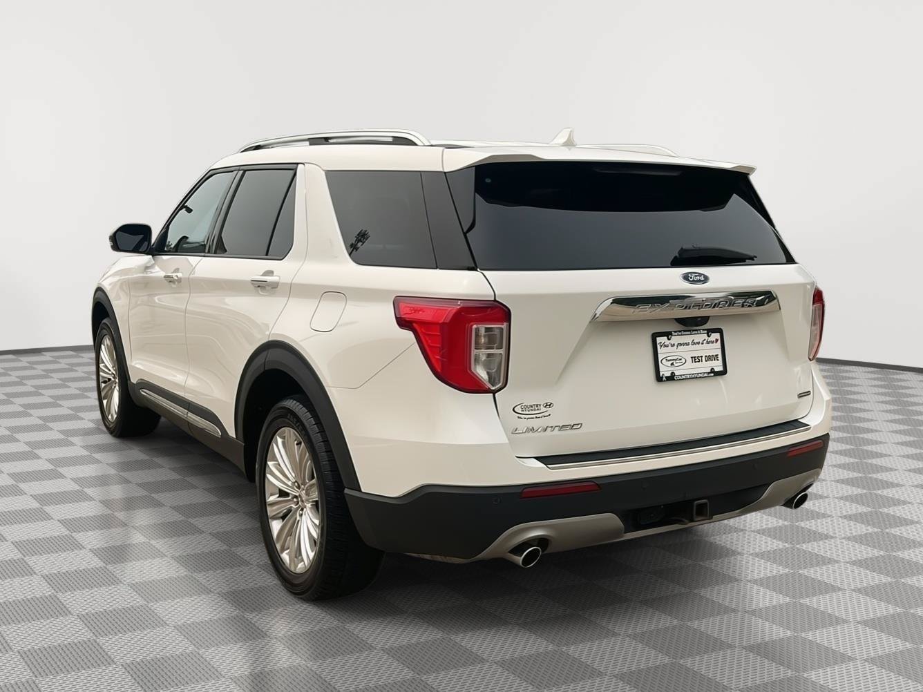 Used 2021 Ford Explorer Limited w/ Hybrid Equipment Group 310A AWD/4WD image 8