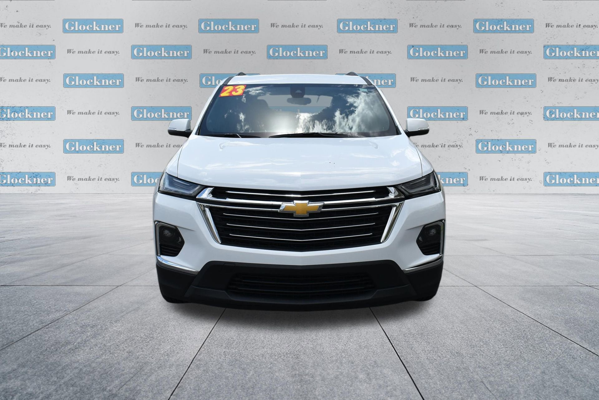 Used 2023 Chevrolet Traverse LT AWD/4WD image 2