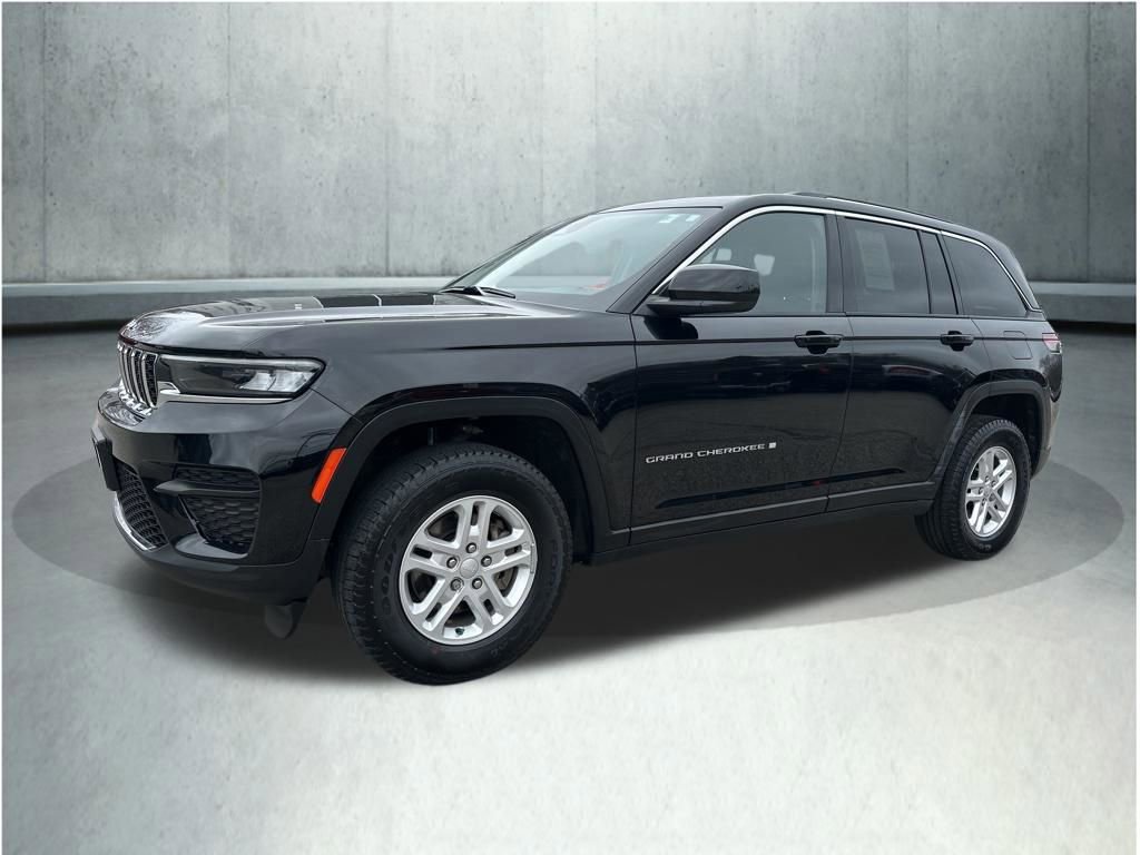 Used 2023 Jeep Grand Cherokee Laredo w/ Luxury Tech Group I image 1