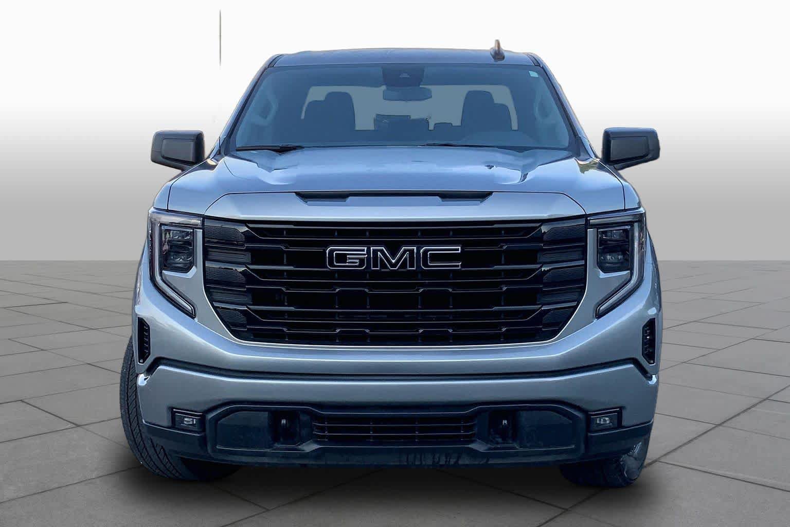 Used 2024 GMC Sierra 1500 Elevation RWD image 4