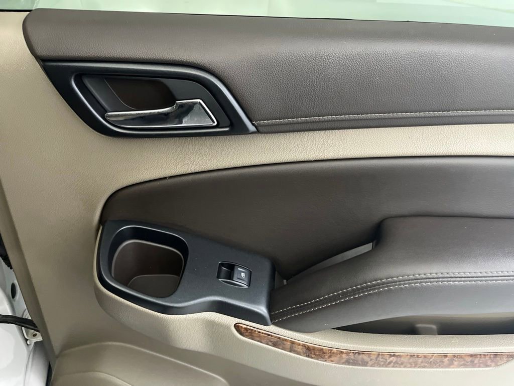Used 2019 Chevrolet Suburban Premier AWD/4WD image 56