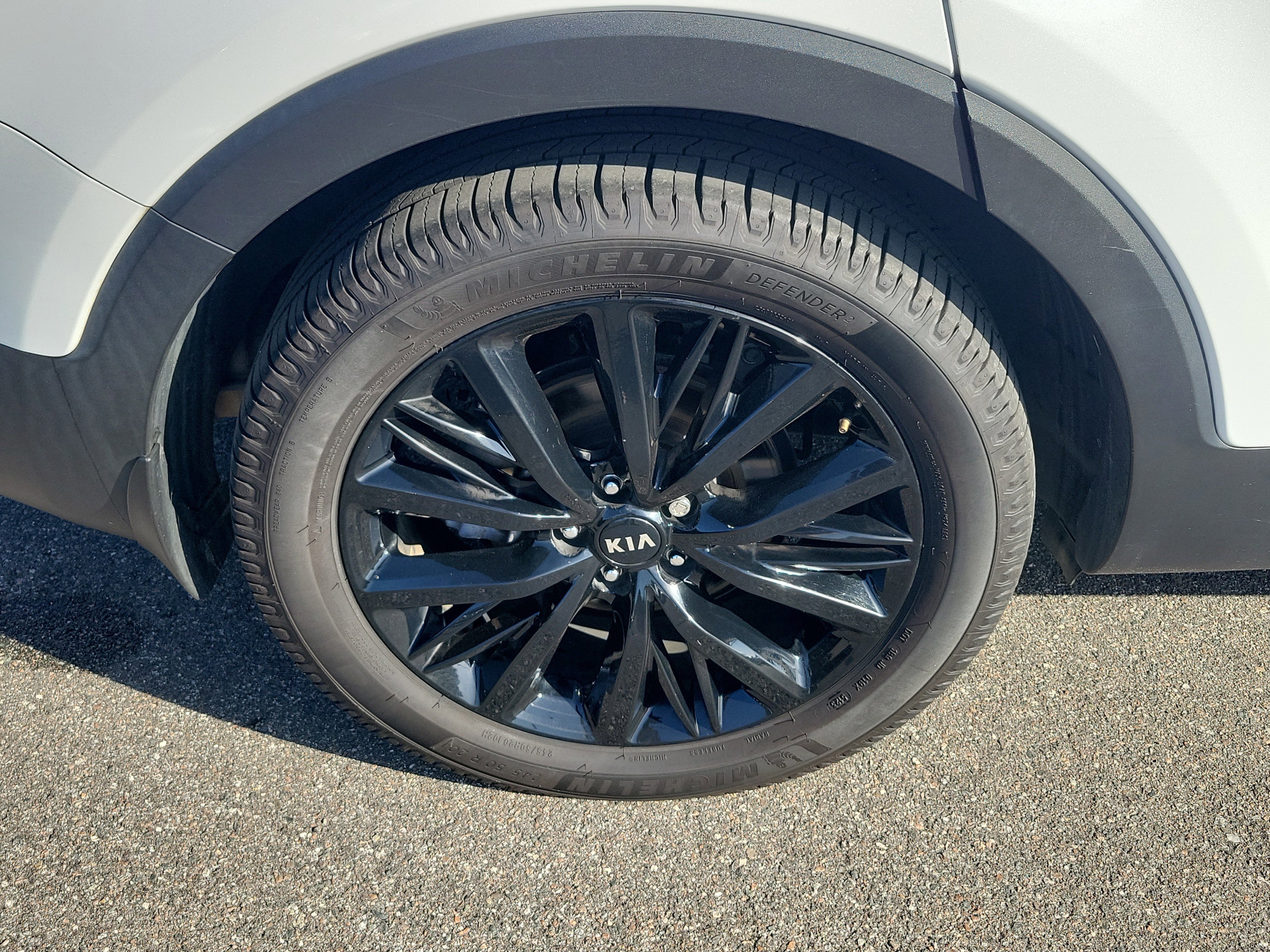 Used 2020 Kia Telluride SX w/ SX Prestige Package image 43